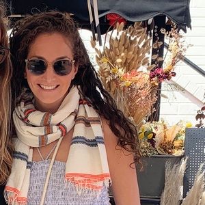 Meet your Posher, Zoe